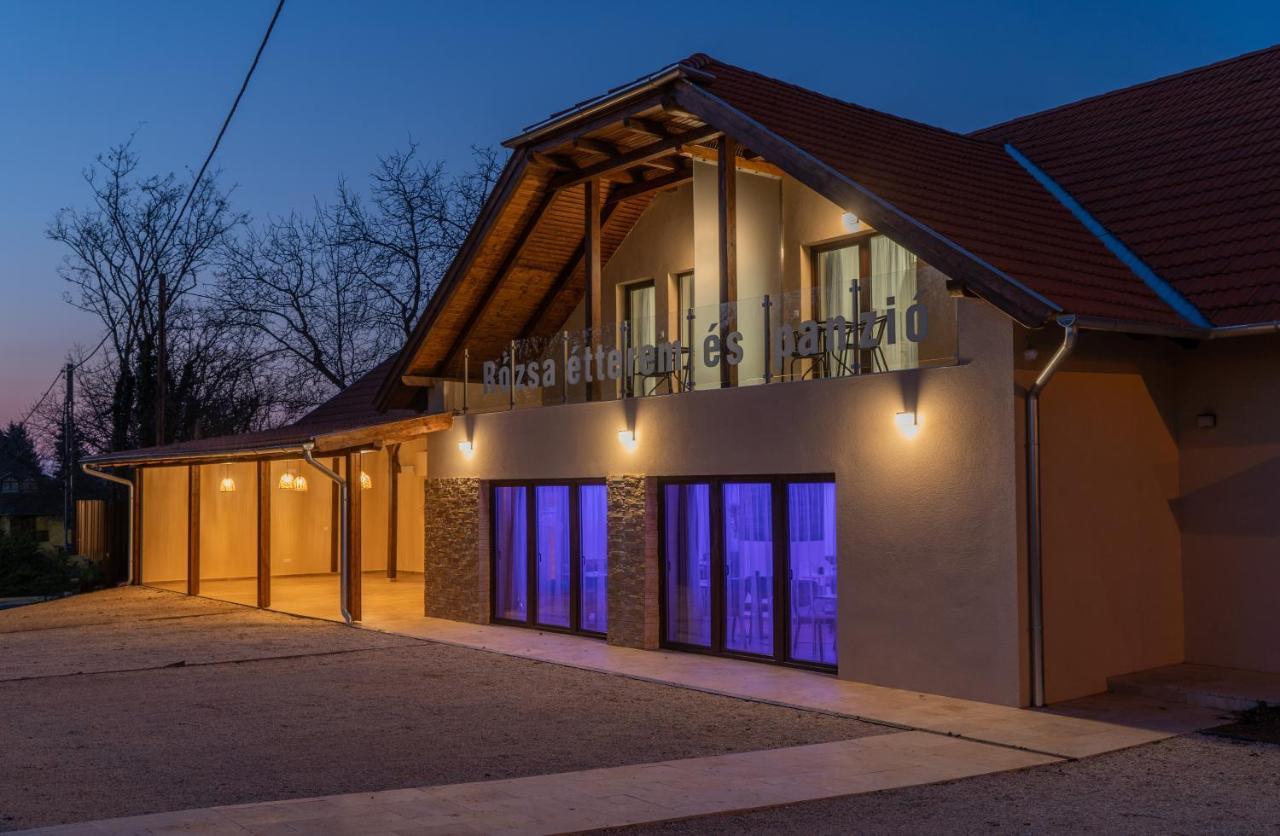 Bed and Breakfast Rozsa Etterem & Panzio Pécs Exterior foto